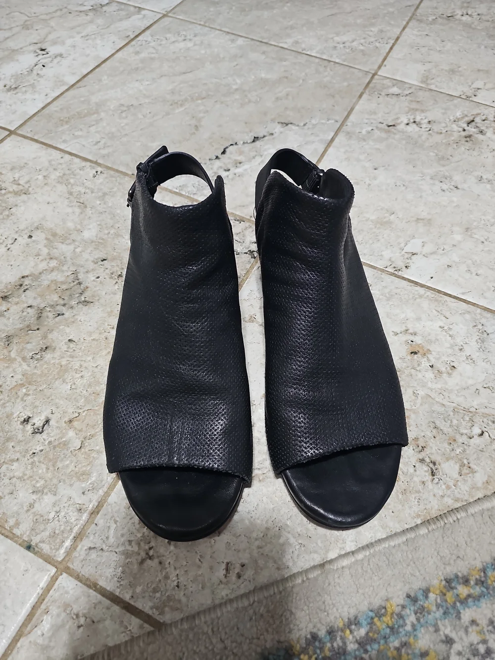Gentle Souls Rocker 3 Le Black Leather Slingback Sandals Size 7.5M